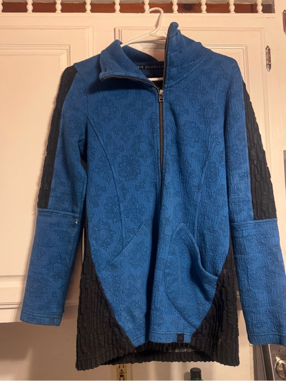 Tonia Debellis medium Blue & Black Textured Zip-Front Utility Jacket -